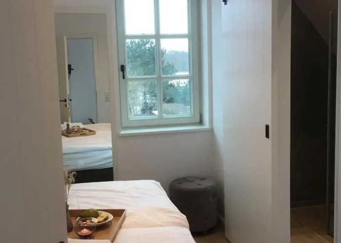Duenenhuuske Meerluecht Mit Sauna Auf By Interhome *